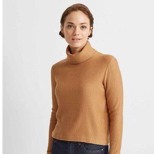 Club Monaco Meredy Turtleneck - White